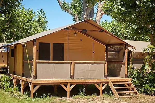 캠프장 Camping San Marino 로파르 크로아티아